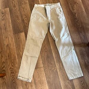 Eddie Bauer Flex Khaki pantss